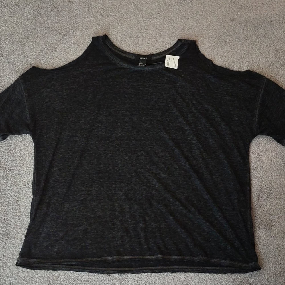 NWT women's open shoulder shirt
